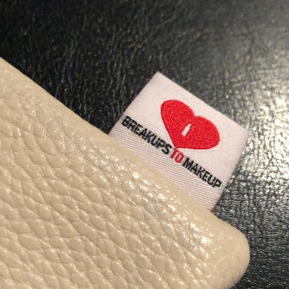 Breakups to Makeup Cosmetics bag - Picture 2 of 8